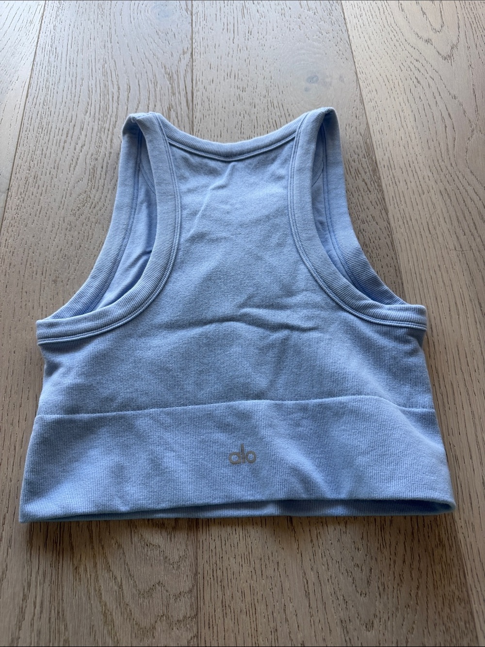 ALO Yoga Seamless Delight sea shell Blue Cropped Tank Top - Picture 2 of 5